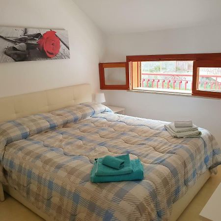 La Casa Del Sole Sorgente Appartement Letojanni Buitenkant foto